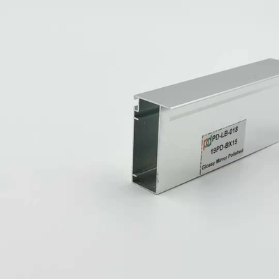 Geluiddichte T5 6063 het Profiel van het Keukenaluminium het Zilveren Glanzende Oppoetsen