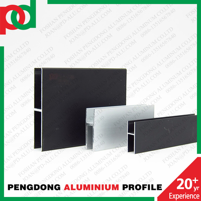 Buigwerkzaamheden voor aluminiumprofielen en houtbuizen in Peru