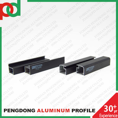 Aanpasbare extrusietechnologie Vervaardiging van aluminiumprofielen voor glazen deuren Keukenkasten Kledingkast MDF Melamine