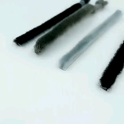 Klantgerichte pvc-Geluiddichte de Bodemverbinding van Deurweatherstrip PD