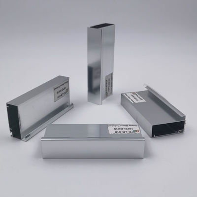 T5 6063 het Profiel van de Aluminiumkeukenkast het Heldere Zilveren Oppoetsen