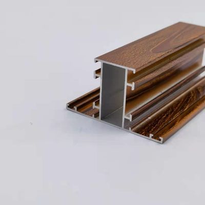 Goede prijs Het molen Gebeëindigde Houten Profiel van het Korrelaluminium voor Venster en Deur online
