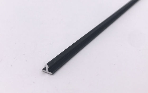 Goede prijs 6mm T van de Versieringsuitdrijvingen van het Vormaluminium geanodiseerde Tolerantie 0.12mm Zilver online